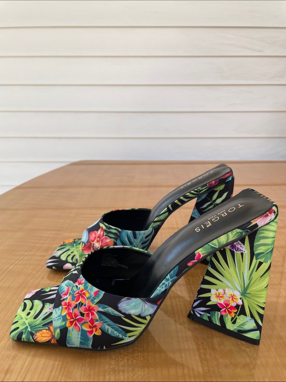 Torgeis New York Women's Paradise Heels Floral Butterfly Size 11